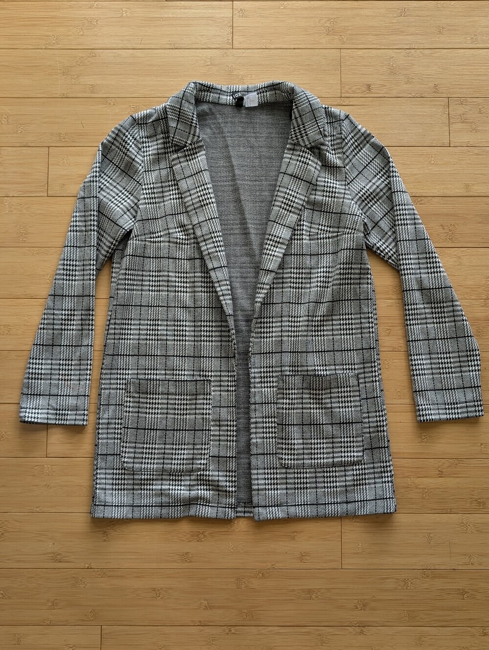 H&M Gray Houndstooth Plaid Soft Open Blazer